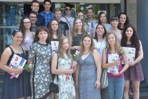 PODELITEV SPRIČEVAL POKLICNE MATURE 2015