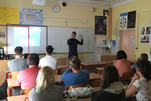 STROKOVNO PREDAVANJE PODJETJA ESSILOR