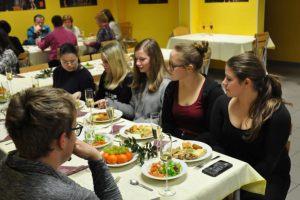 UČNI SITUACIJI MEŠČANSKA VEČERJA TER ŽARGON IN KNJIŽNI JEZIK