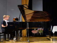 SCRS111.jpg_compressed